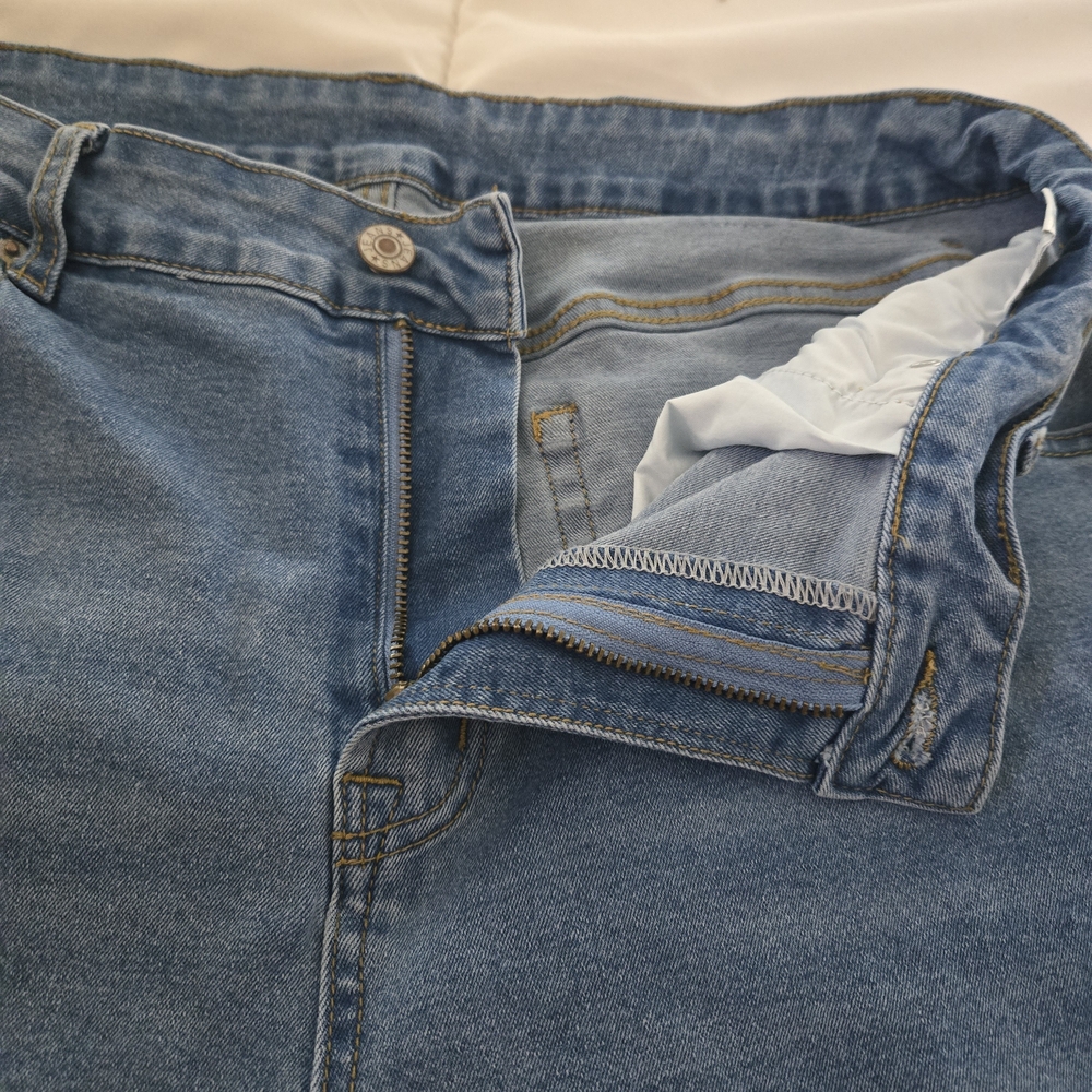 Wide Leg Blue Denim Jeans - Picture 4 of 6